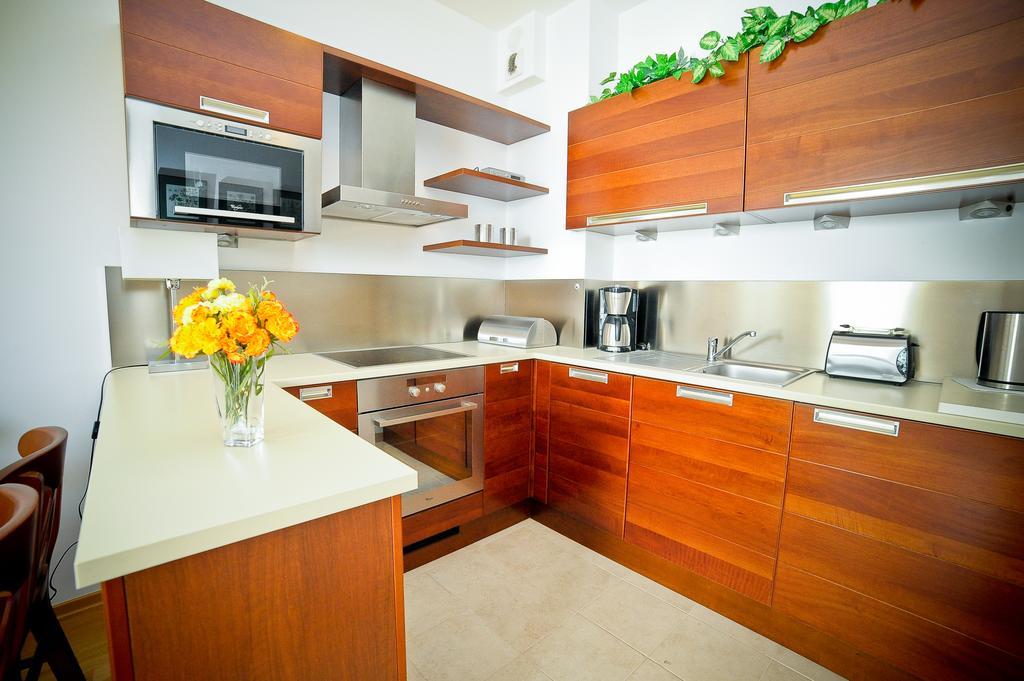 Luxury Rockefeller - Sea Towers Apartment Gdynia Room photo